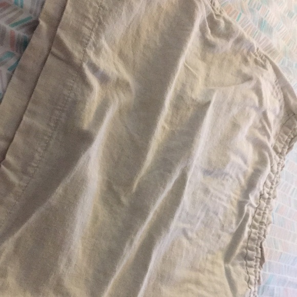 Cream cargo shorts - Picture 4 of 9